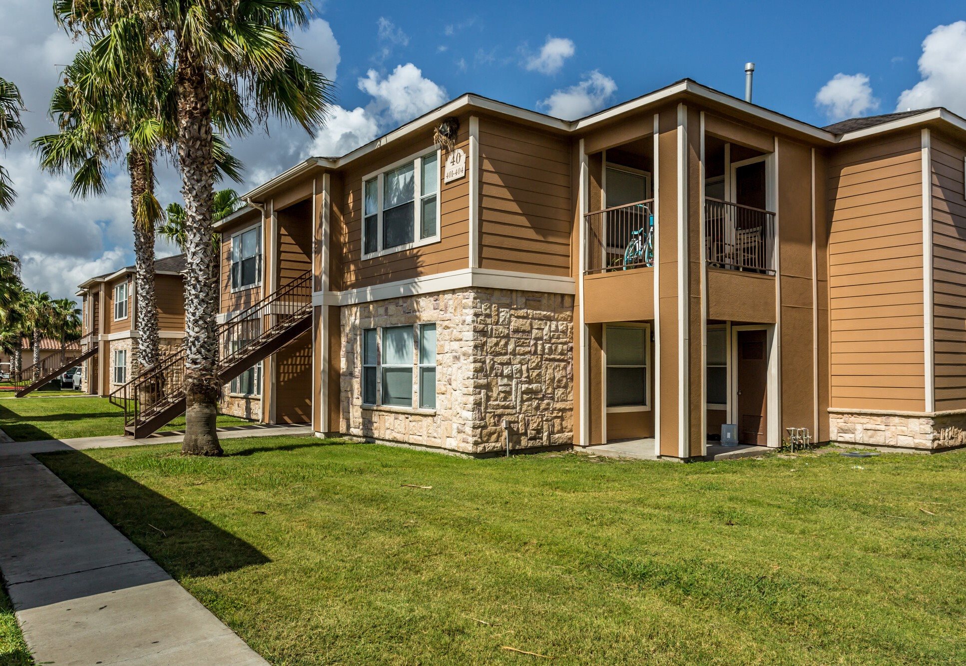 El Pueblo Dorado Apartments Apartments in Pharr, TX